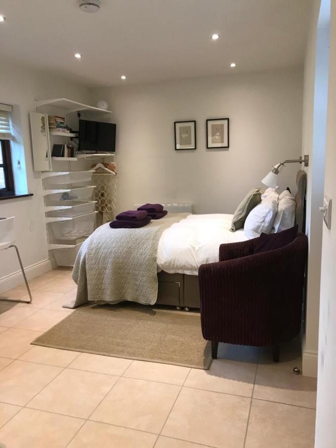 The Burrow Villa Wellesbourne Bagian luar foto